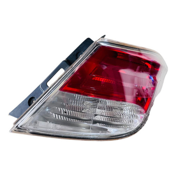 Lanterna Traseira Direita Chevrolet Prisma Lt 12/19 Detalhe