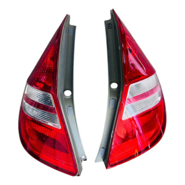 Lanterna Traseira Direita Hyundai I30 2009 A 2012 Detalhe