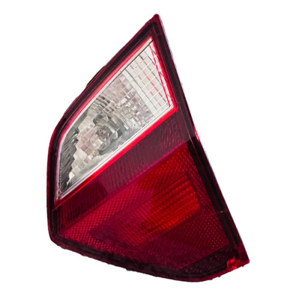 Lanterna Direita Tampa Traseira Volkswagen Voyage 13/16